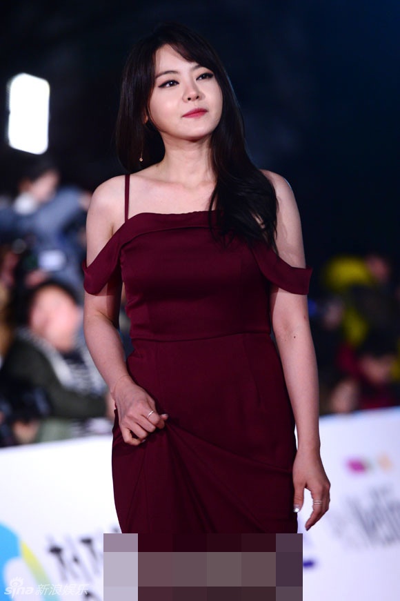 Sao Hàn trên thảm đỏ Rồng Xanh ảnh 10 Sao Han tren tham do Rong Xanh anh 10