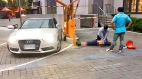 Dao dien tre Dai Loan qua doi sau tai nan hy huu tren pho hinh anh