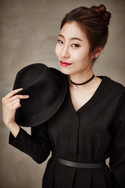 Nhóm nhạc thần tượng Hàn bị sàm sỡ trong show ảnh 3 Nhom nhac than tuong Han bi sam so trong show anh 3