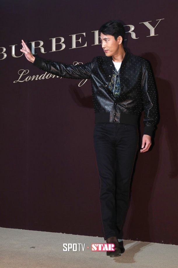 Vo Jang Dong Gun mac xau trong su kien anh 8