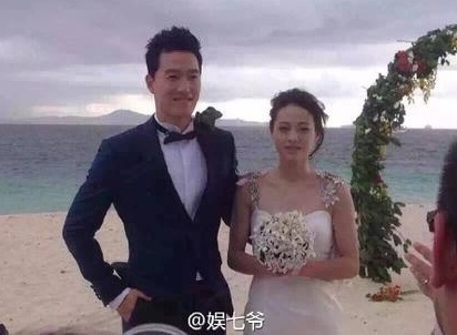 'Hoang tu dien kinh' cuoi tinh cu sau khi bo vo dien vien hinh anh