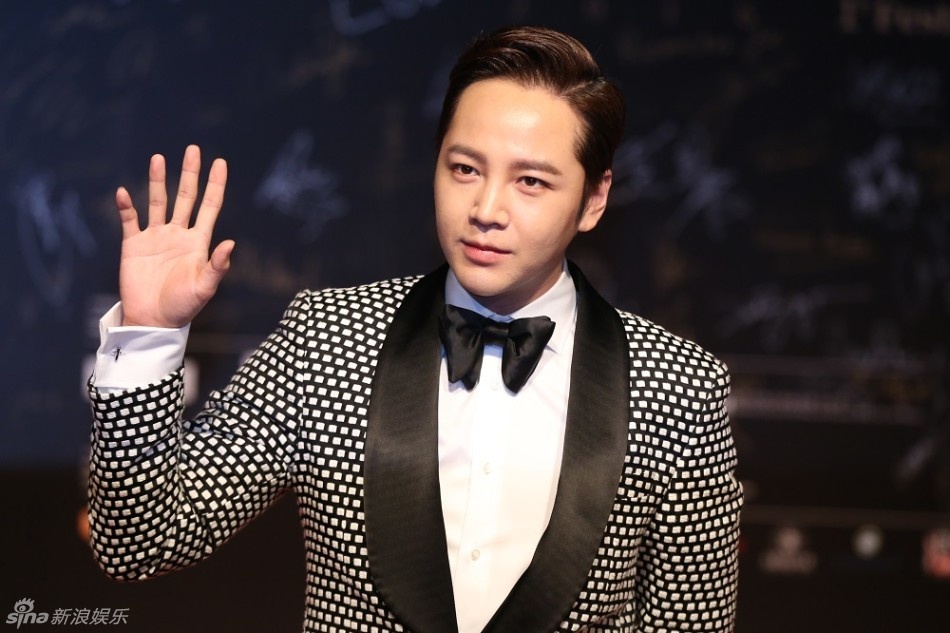 Johnny Trí Nguyễn và Nhung Kate tại LHP Macau ảnh 9 Johnny Tri Nguyen va Nhung Kate tai LHP Macau anh 9