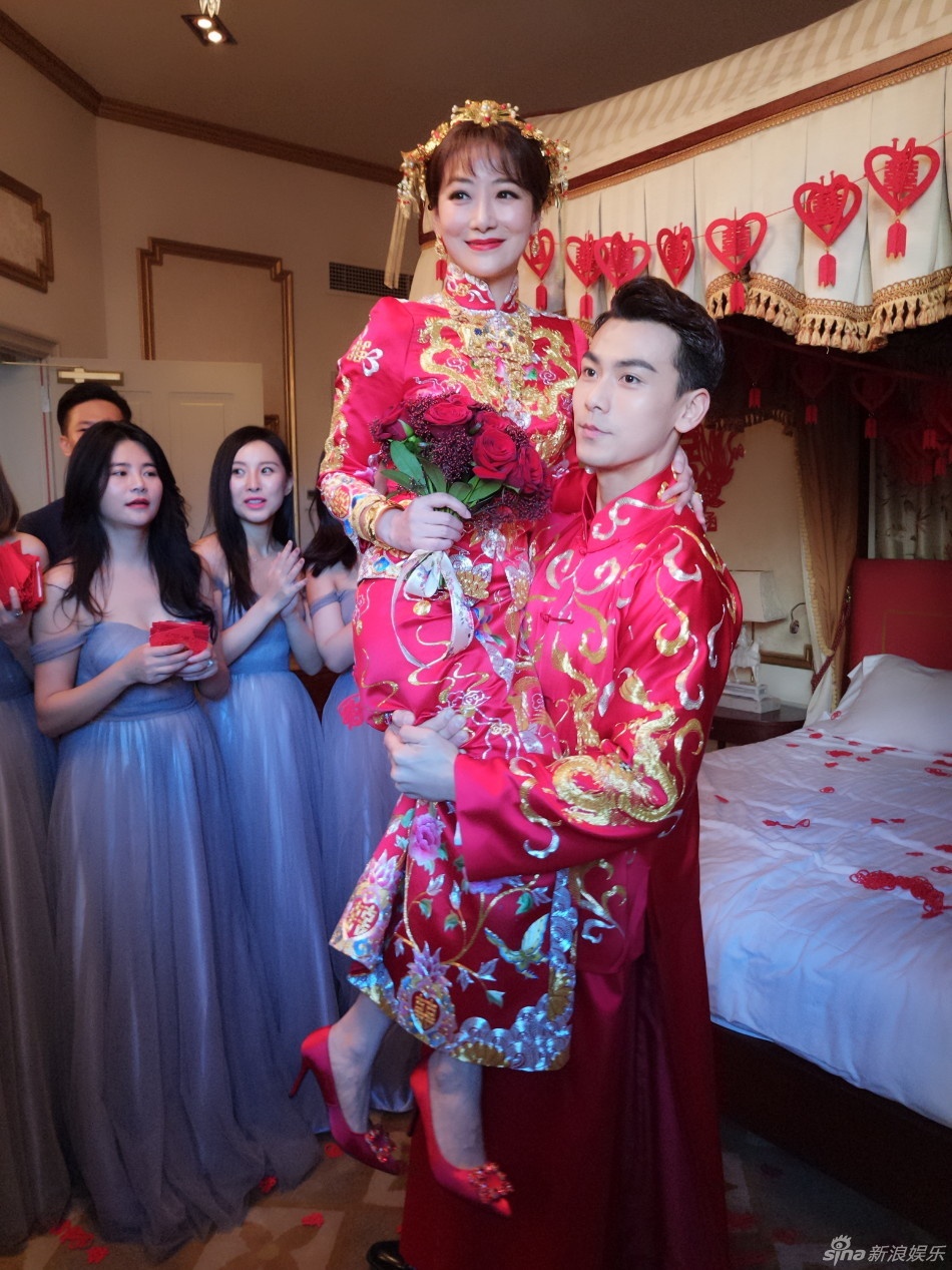 Dam cuoi Tran Tu Ham va Doi Huong Vu anh 3