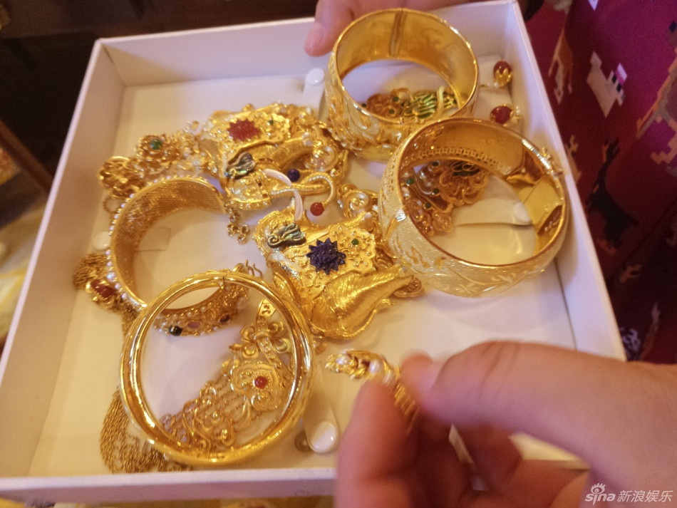 Dam cuoi Tran Tu Ham va Doi Huong Vu anh 4