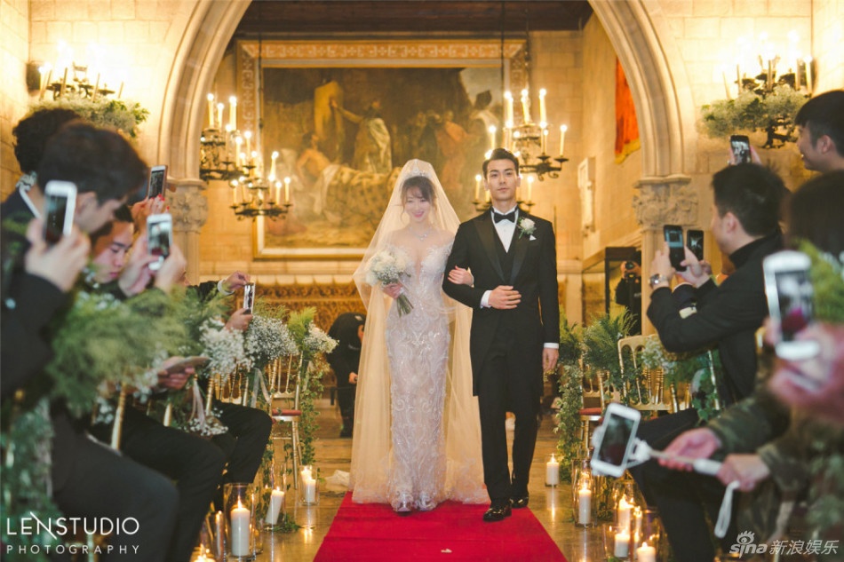 Dam cuoi Tran Tu Ham va Doi Huong Vu anh 1