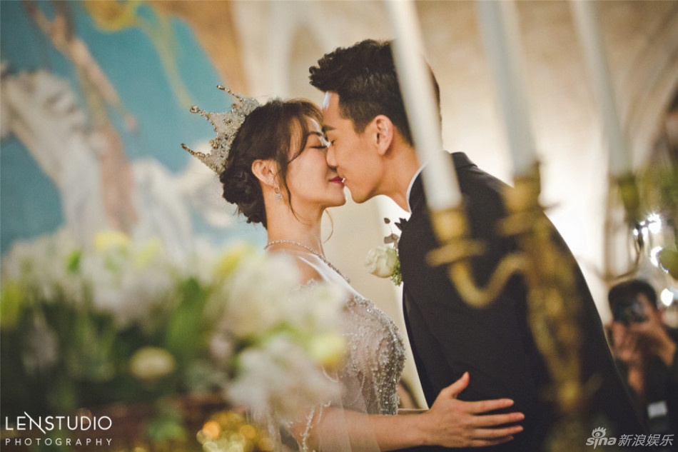 Dam cuoi Tran Tu Ham va Doi Huong Vu anh 5