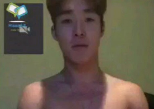 Sao nam Han Quoc bien mat sau be boi tu quay clip nhay cam hinh anh