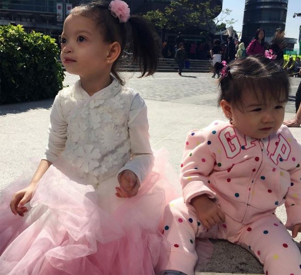 Sao TVB Chung Lệ Kỳ con gái bị tật ảnh 2 Sao TVB Chung Le Ky con gai bi tat anh 2