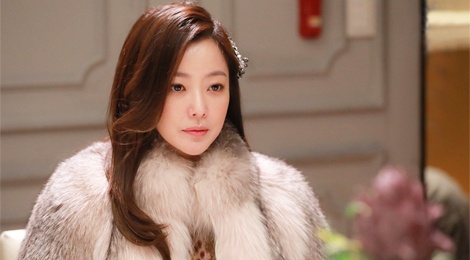 Kim Hee Sun tre trung trong phim moi hinh anh