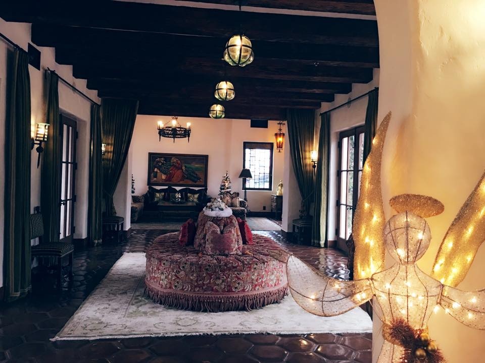 Biet thu nhu lau dai cua ty phu USD Hoang Kieu anh 10