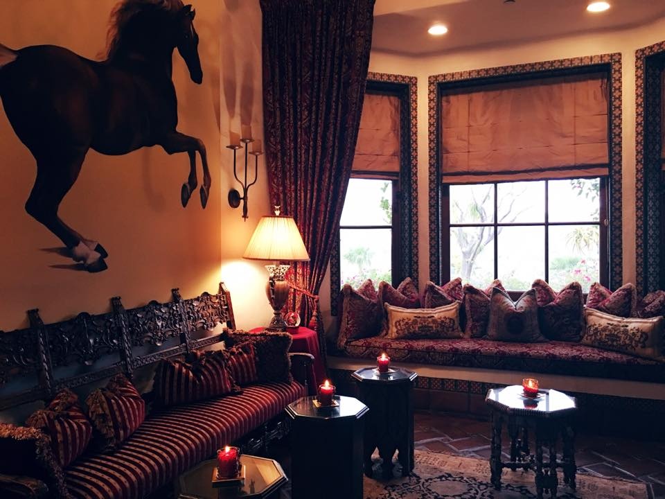 Biet thu nhu lau dai cua ty phu USD Hoang Kieu anh 6