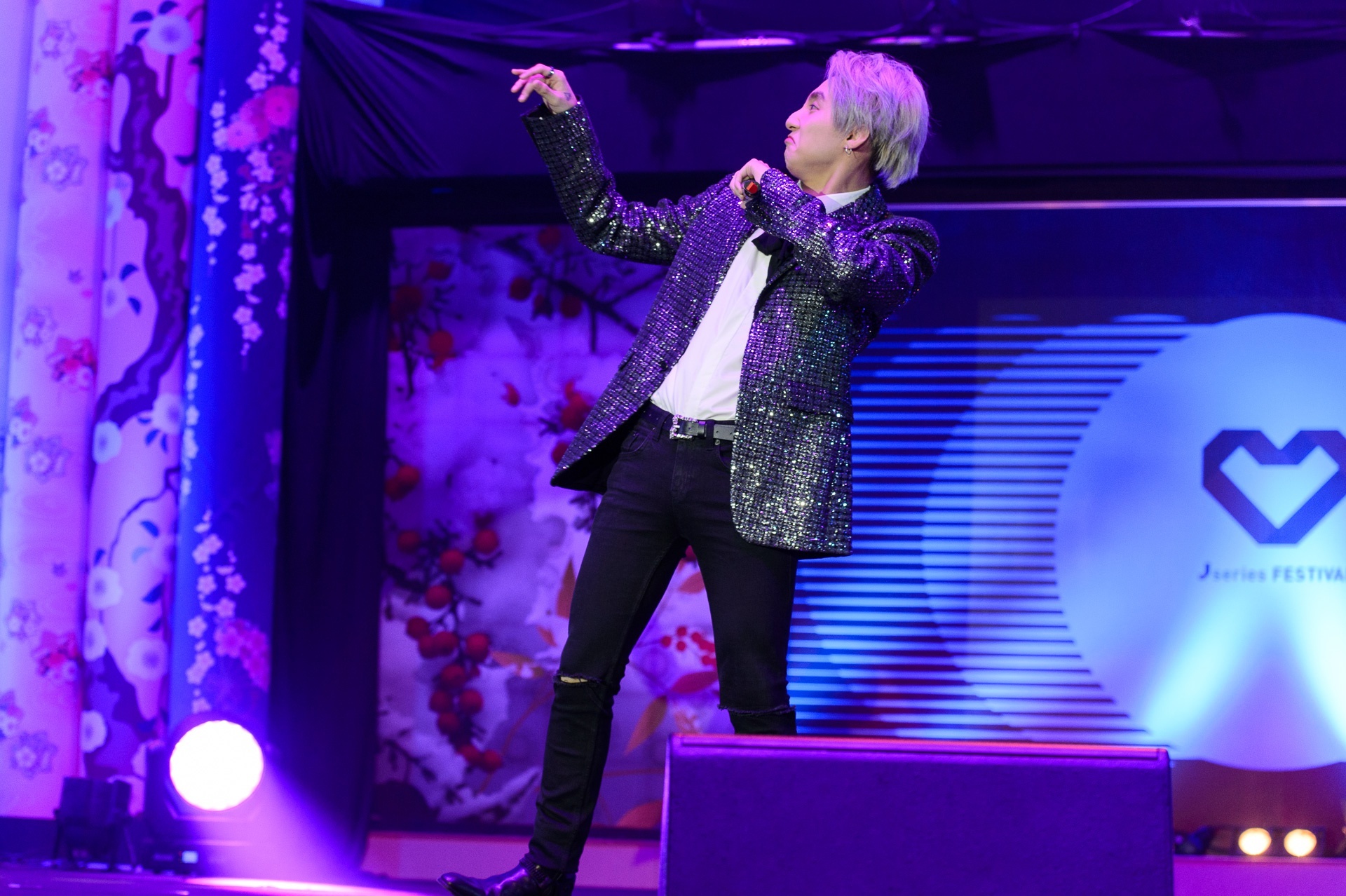 Son Tung M-TP lan dau xuat hien anh 7