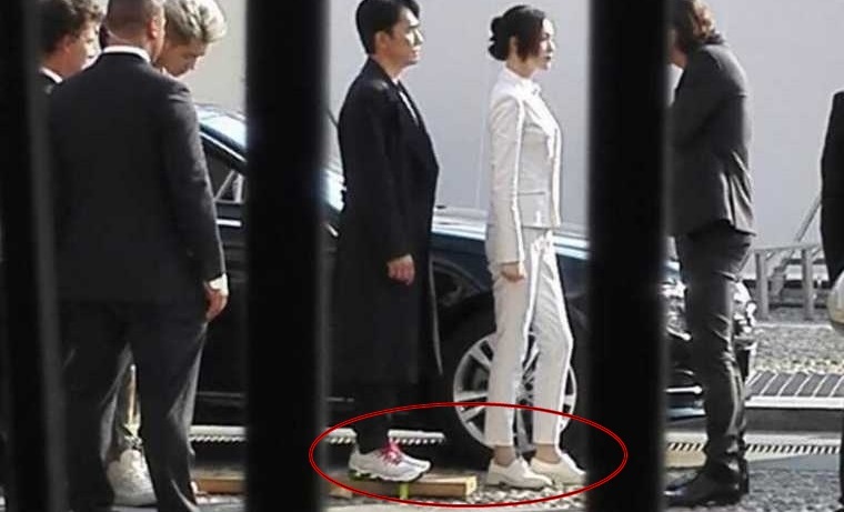 Luong Trieu Vy phai dung tren buc go vi thap hon Duong Yen hinh anh