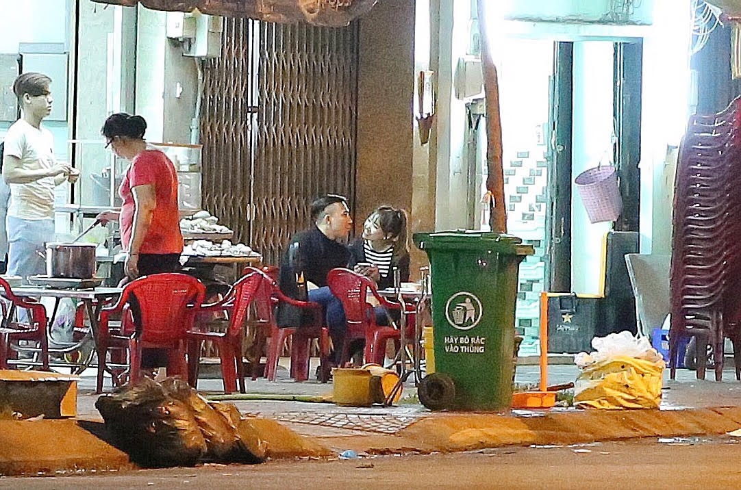 Tran Thanh va Hari Won hen ho toi truoc ngay cuoi anh 4