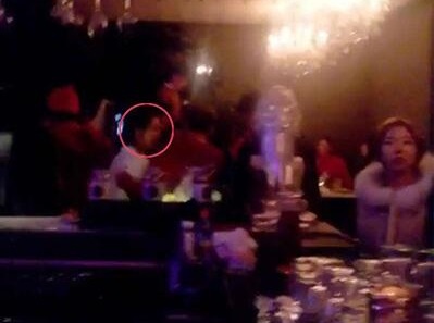 Luu Diec Phi hen ho Song Seung Hun dip Noel anh 1