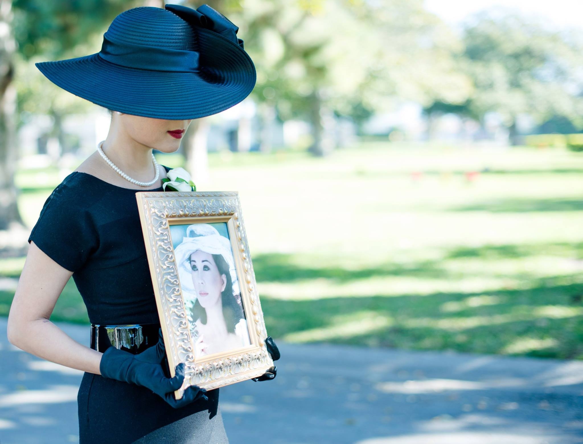 Ky Duyen quyen tu thien 14.000 USD tien phung vieng me hinh anh