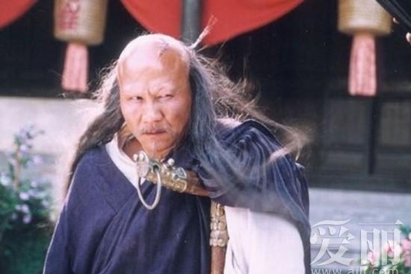 Tai tu 'Thien long bat bo' buon vi mac benh khong the chua hinh anh