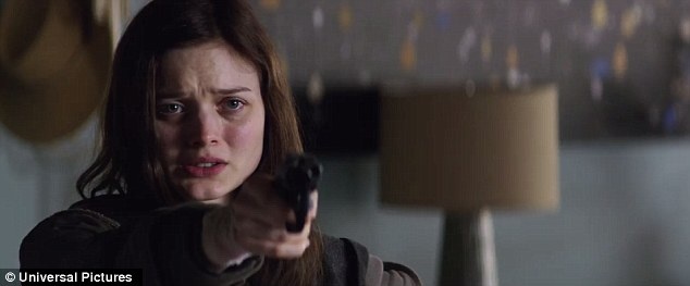 Dakota Johnson táo bạo hơn trong trailer mới ảnh 2 Dakota Johnson tao bao hon trong trailer moi anh 2