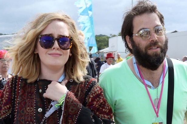 Adele to chuc le cuoi voi ban trai hon 14 tuoi vao thang 3 hinh anh