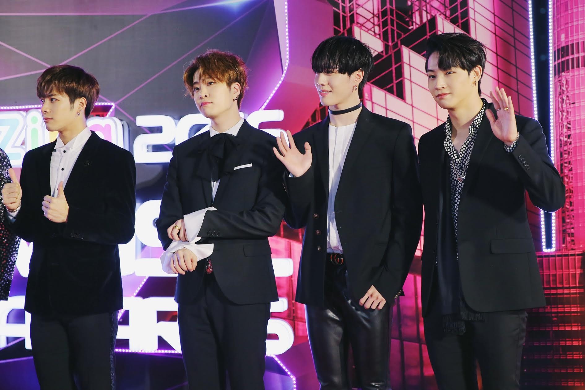GOT7: Đốt nóng Zing Music Awards  ảnh 8 GOT7: Dot nong Zing Music Awards anh 8