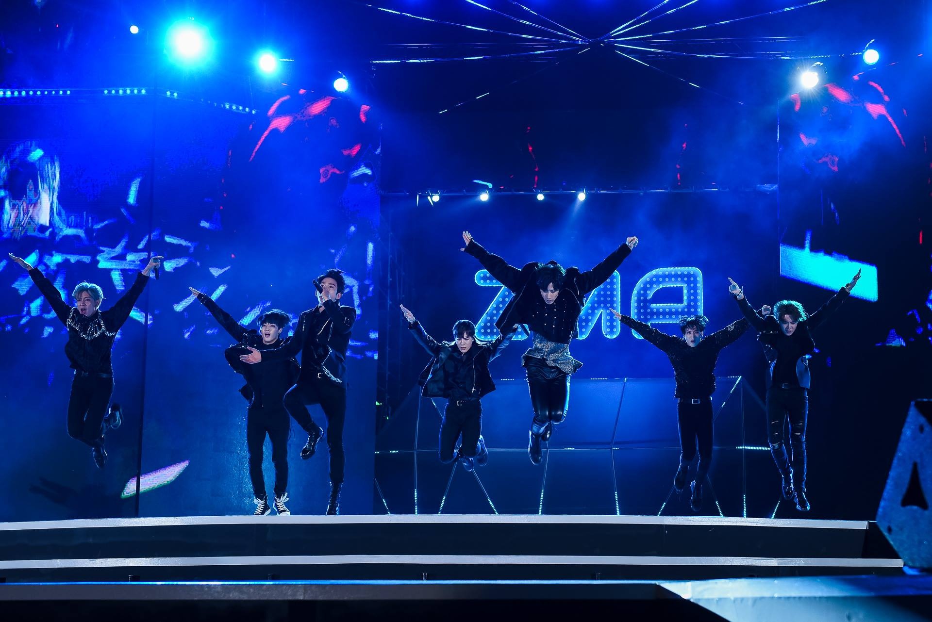 GOT7: Đốt nóng Zing Music Awards  ảnh 4 GOT7: Dot nong Zing Music Awards anh 4