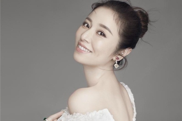 Lam Tam Nhu hanh phuc ke lai giay phut con gai chao doi hinh anh