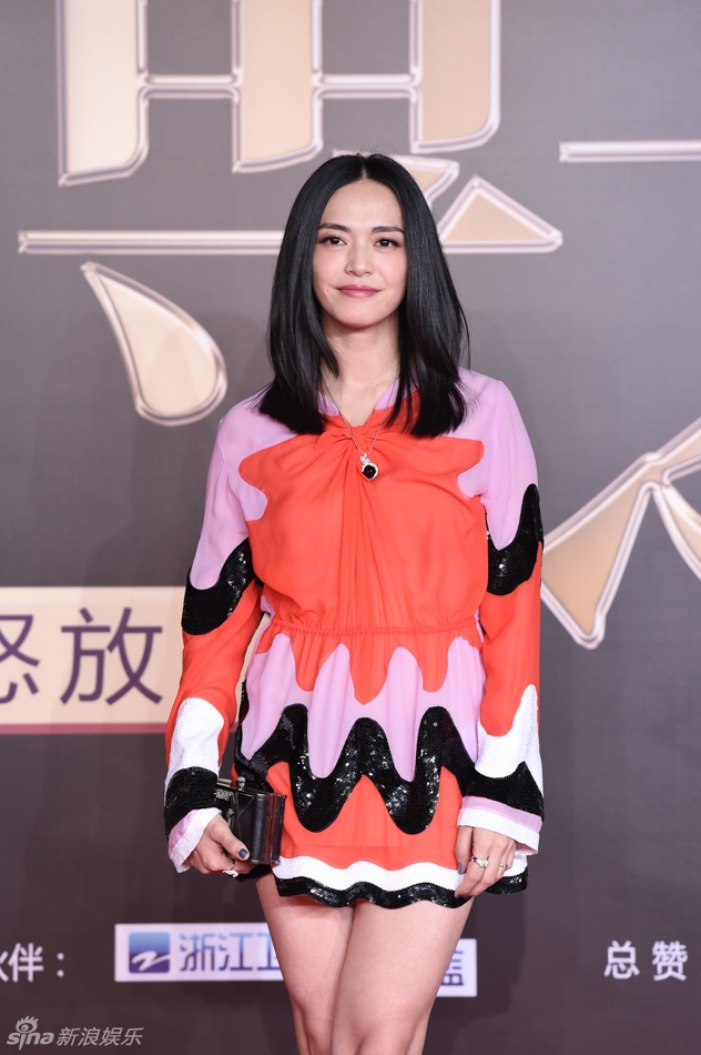 Sao Hoa ngu goi cam tren tham do anh 9