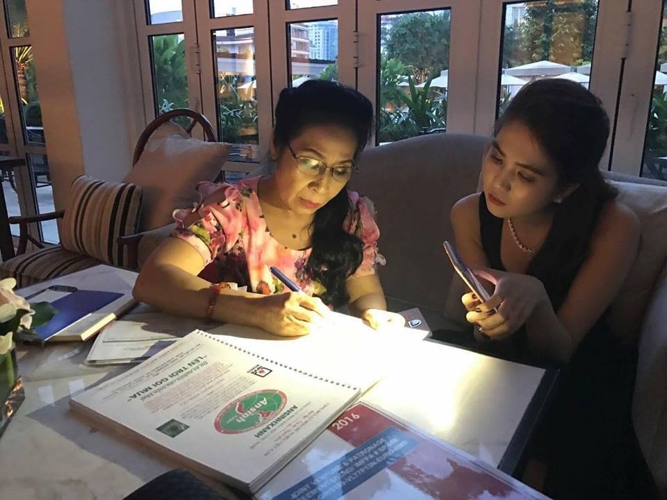 Ngoc Trinh bi tung bang chung dau gia 'ao' SIM anh 2