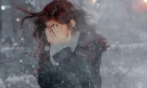 Sao Han kho vi tao dang giua troi mua tuyet hinh anh