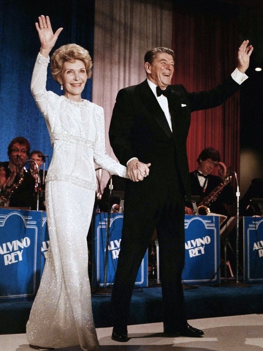 Thoi trang de nhat phu nhan nuoc My anh 8