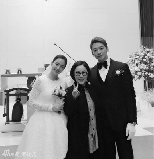 Kim Tae Hee mặc váy rẻ tiền,  Bi Rain diện vest cũ ảnh 1 Kim Tae Hee mac vay re tien,  Bi Rain dien vest cu anh 1