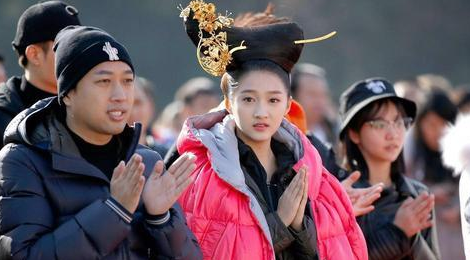 Tranh cai tao hinh my nhan bi cho la xau nhat phim co trang hinh anh