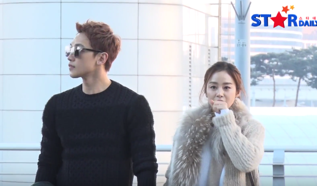 Clip Kim Tae Hee va Bi Rain tai san bay Incheon truoc gio sang Bali hinh anh