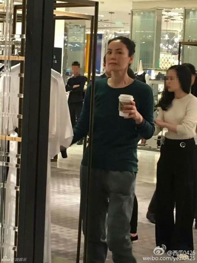 Thoi trang xue xoa cua diva tuoi ga Vuong Phi anh 3