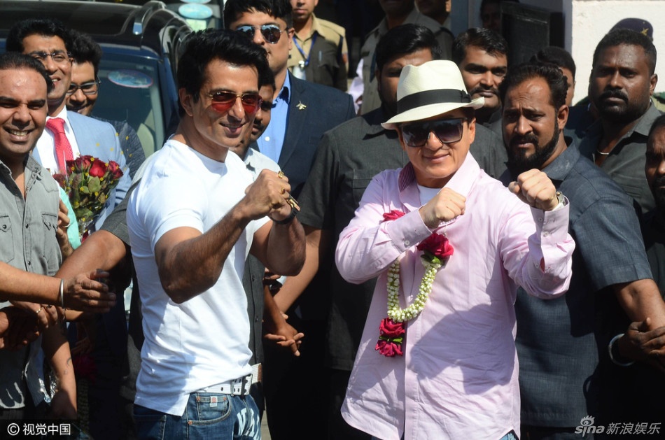 Thanh Long duoc bao ve tai An Do anh 2