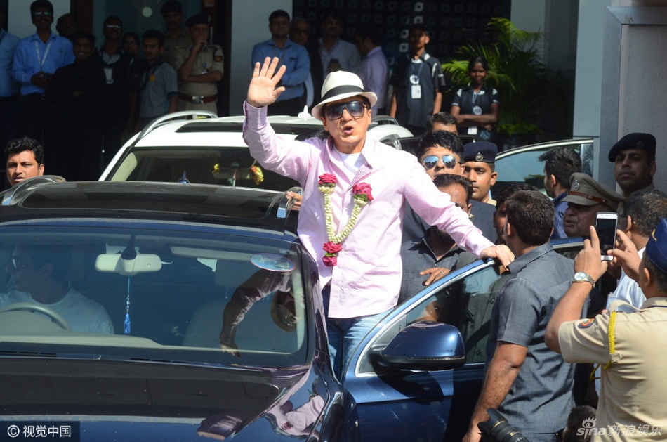 Thanh Long duoc bao ve tai An Do anh 7