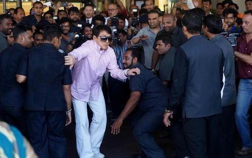 Thanh Long duoc bao ve tai An Do anh 4