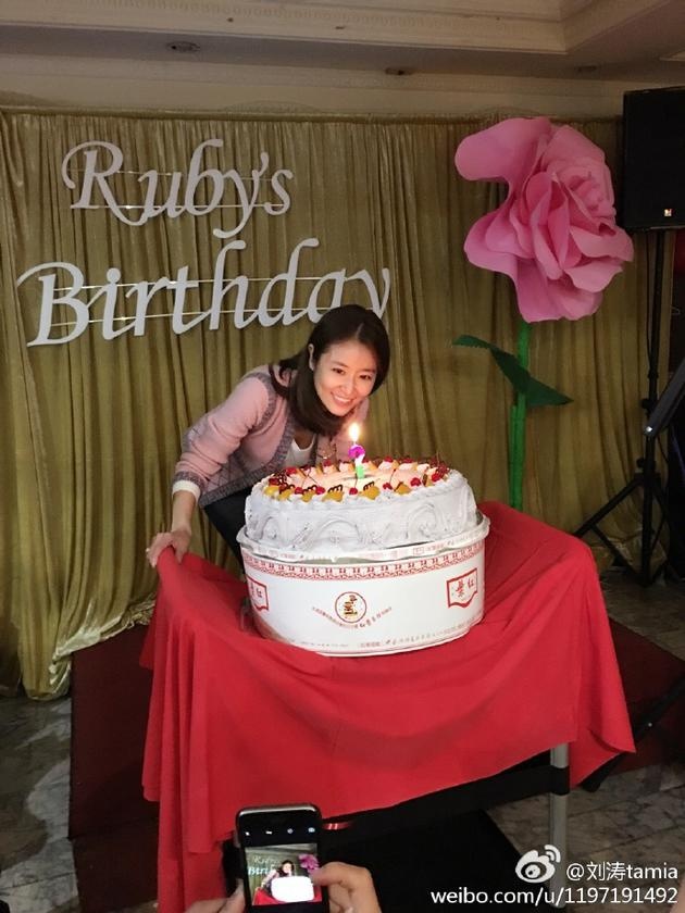 Lam Tam Nhu lan dau xuat hien sau sinh anh 1