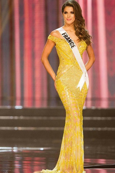 Hoa hậu Hoàn vũ 2016 mặc váy của NTK Hoàng Hải ảnh 3 Hoa hau Hoan vu 2016 mac vay cua NTK Hoang Hai anh 3