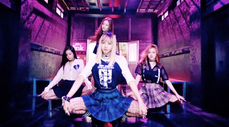 Nhom nu Han Black Pink lan dau co MV dat 100 trieu luot xem hinh anh