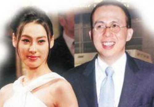 Sao nu Trung Quoc bi ty phu bo roi vi sinh con bai nao hinh anh