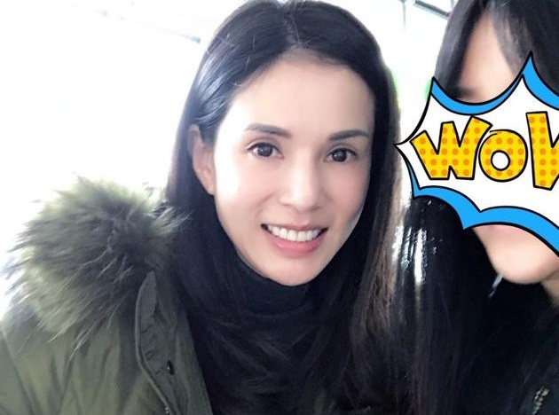 'Tieu Long Nu' Ly Nhuoc Dong tre dep du co doc o tuoi 44 hinh anh