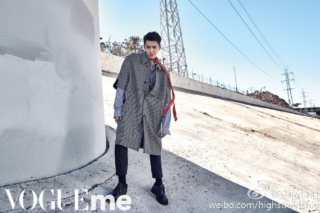 Ngo Diec Pham tren tap chi anh 4