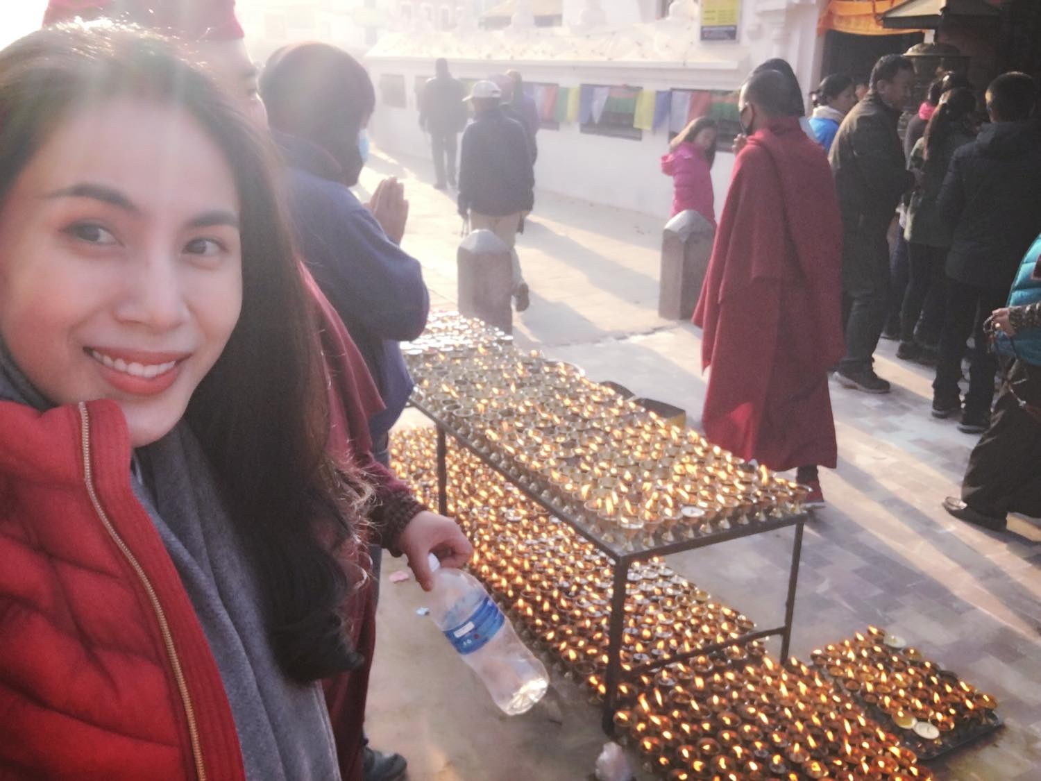 Thuy Tien va Cong Vinh den Nepal dau nam anh 3