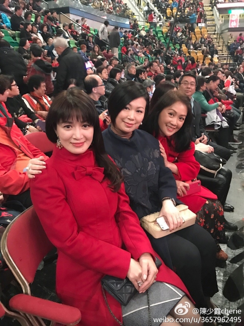 4 ba vo 'Vi Tieu Bao' hoi ngo anh 4