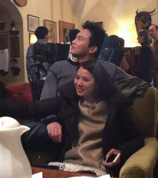 Viên Vịnh Nghi Trương Trí Lâm mừng 16 năm kết hôn ảnh 2 Vien Vinh Nghi Truong Tri Lam mung 16 nam ket hon anh 2