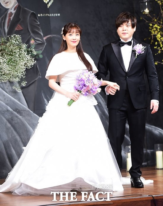 Dam cuoi Moon Hee Jun va Soyul anh 3
