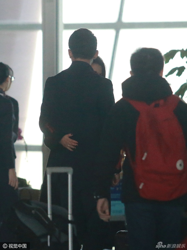 Lý Băng Băng lần đầu xuất hiện bên bạn trai ảnh 4 Ly Bang Bang lan dau xuat hien ben ban trai anh 4