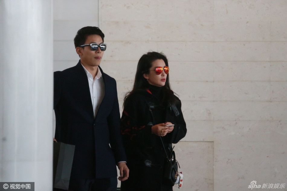 Lý Băng Băng lần đầu xuất hiện bên bạn trai ảnh 5 Ly Bang Bang lan dau xuat hien ben ban trai anh 5