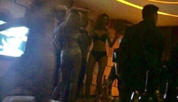 Big Bang lo anh thac loan voi vu nu tai Trung Quoc? hinh anh